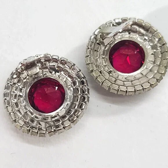 Hobé Ruby Red Rhinestone Clip Earrings Silver Tone Round Halo Art Deco Regency - Picture 5 of 9